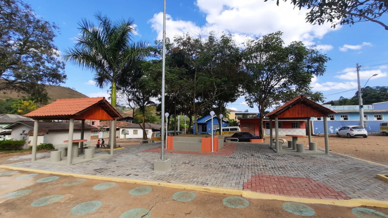 MELHORIAS E ADEQUAÇÕES DA PRAÇA "SR. JUCA MOREIRA" SERÃO ENTREGUES NESTA SEXTA-FEIRA EM SÃO TIAGO MELHORIAS E ADEQUAÇÕES DA PRAÇA "SR. JUCA MOREIRA" SERÃO ENTREGUES NESTA SEXTA-FEIRA EM SÃO TIAGO