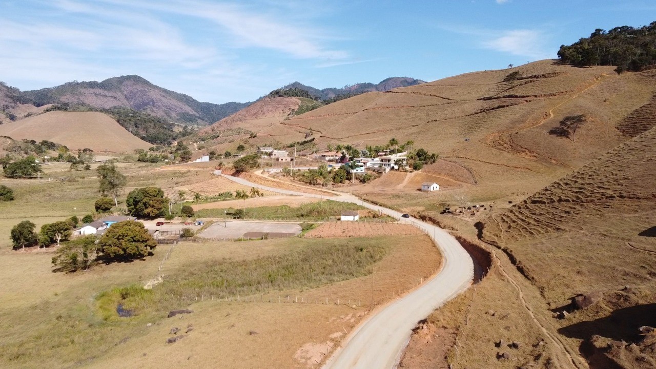 PREFEITURA CONCLUI APLICAÇÃO DE REVSOL NA ESTRADA QUE LIGA O BAIRRO HORTO FLORESTAL A COMUNIDADE SANTA CATARINA PREFEITURA CONCLUI APLICAÇÃO DE REVSOL NA ESTRADA QUE LIGA O BAIRRO HORTO FLORESTAL A COMUNIDADE SANTA CATARINA