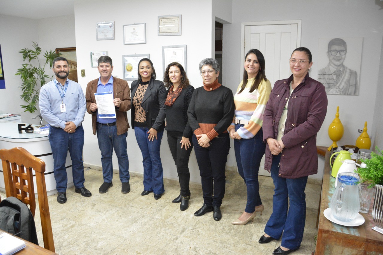 PREFEITURA DE GUAÇUÍ E SENAI FIRMAM PARCERIA PARA OFERTA DE CURSOS GRATUITOS PREFEITURA DE GUAÇUÍ E SENAI FIRMAM PARCERIA PARA OFERTA DE CURSOS GRATUITOS