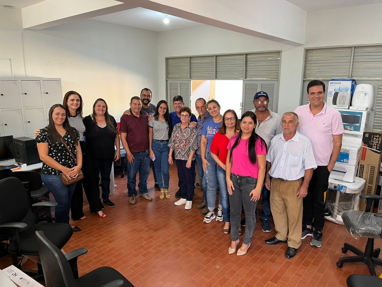 PREFEITURA DE GUAÇUÍ ENTREGA EQUIPAMENTOS PARA DIVERSOS SETORES DA SAÚDE PREFEITURA DE GUAÇUÍ ENTREGA EQUIPAMENTOS PARA DIVERSOS SETORES DA SAÚDE