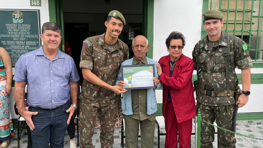 GUAÇUÍ É CONTEMPLADA COM INVESTIMENTOS EM INFRAESTRUTURA RURAL GUAÇUÍ É CONTEMPLADA COM INVESTIMENTOS EM INFRAESTRUTURA RURAL