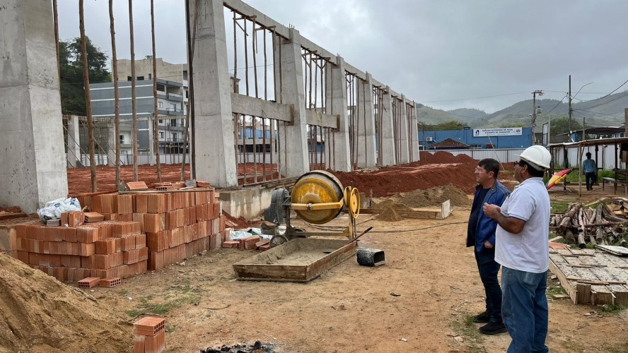 GUAÇUÍ É CONTEMPLADA COM INVESTIMENTOS EM INFRAESTRUTURA RURAL GUAÇUÍ É CONTEMPLADA COM INVESTIMENTOS EM INFRAESTRUTURA RURAL