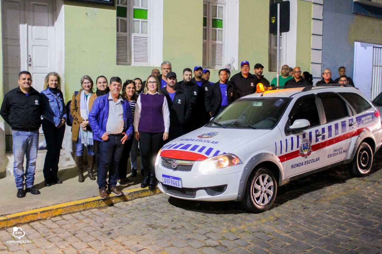 PREFEITURA DE GUAÇUÍ COLOCA EM PRÁTICA MAIS UM AÇÃO DO PROJETO ESCOLA DA PAZ COM ENTREGA DE VEÍCULO PARA RONDA ESCOLAR