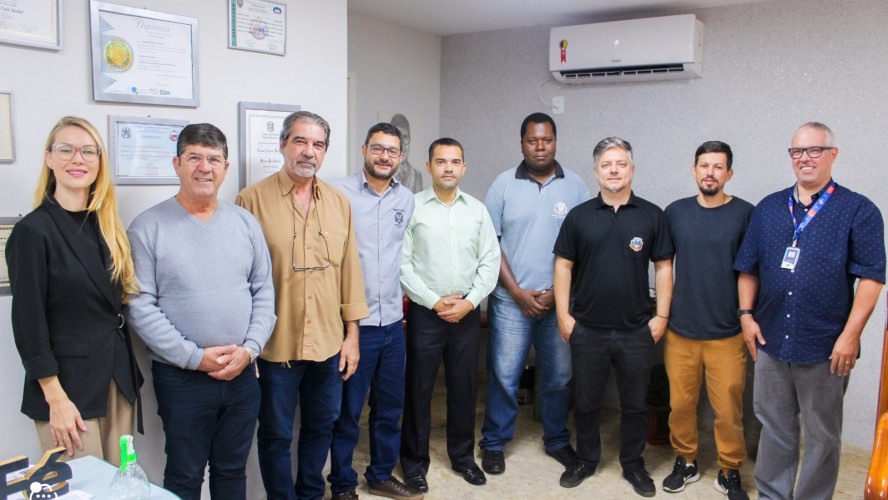 GUAÇUÍ É CONTEMPLADA COM INVESTIMENTOS EM INFRAESTRUTURA RURAL GUAÇUÍ É CONTEMPLADA COM INVESTIMENTOS EM INFRAESTRUTURA RURAL