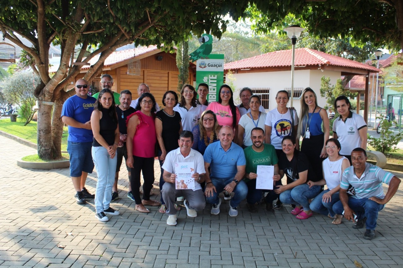 GUAÇUÍ FORMALIZA ADESÃO AO PROGRAMA PET VIDA GUAÇUÍ FORMALIZA ADESÃO AO PROGRAMA PET VIDA