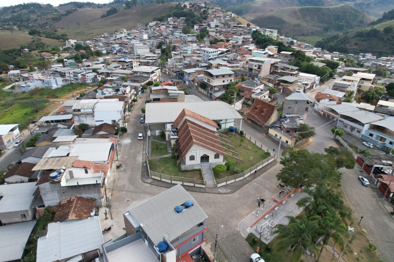 ELEIÇÃO DA ASSOCIAÇÃO DE MORADORES DO BAIRRO ANTÔNIO FRANCISCO MOREIRA ELEIÇÃO DA ASSOCIAÇÃO DE MORADORES DO BAIRRO ANTÔNIO FRANCISCO MOREIRA