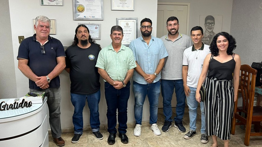 JUSTIFICATIVA DE INEXIGIBILIDADE DE CHAMAMENTO PÚBLICO Nº 15/2025 JUSTIFICATIVA DE INEXIGIBILIDADE DE CHAMAMENTO PÚBLICO Nº 15/2025