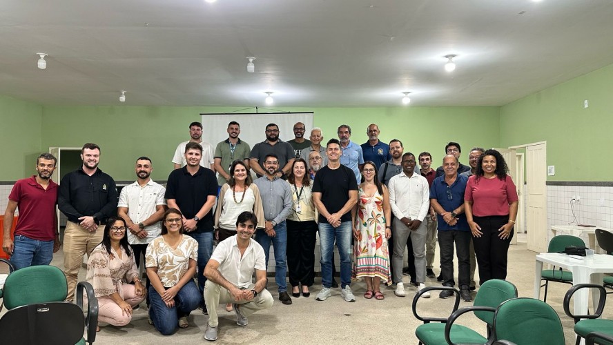 GUAÇUÍ É CONTEMPLADA COM INVESTIMENTOS EM INFRAESTRUTURA RURAL GUAÇUÍ É CONTEMPLADA COM INVESTIMENTOS EM INFRAESTRUTURA RURAL