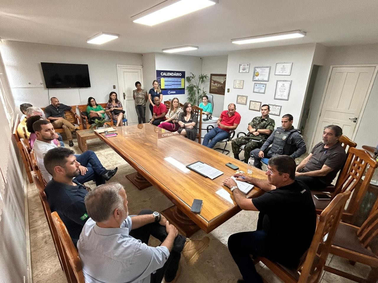 REUNIÃO DO GGIM DESTACA EFICÁCIA DO VIDEOMONITORAMENTO E AVANÇOS NA SEGURANÇA PÚBLICA DE GUAÇUÍ REUNIÃO DO GGIM DESTACA EFICÁCIA DO VIDEOMONITORAMENTO E AVANÇOS NA SEGURANÇA PÚBLICA DE GUAÇUÍ