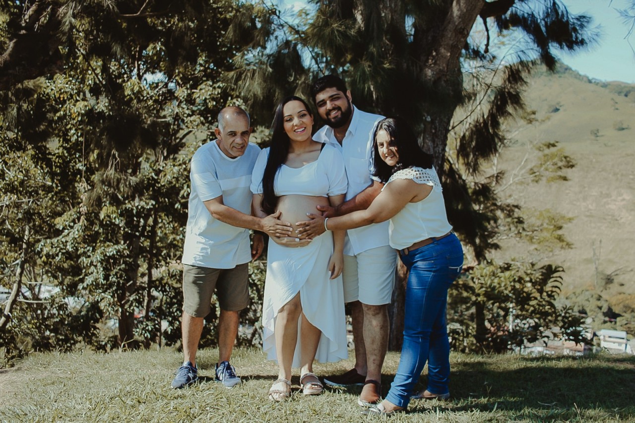 CRAS DE GUAÇUÍ REALIZA ENSAIO FOTOGRÁFICO PARA GESTANTES CRAS DE GUAÇUÍ REALIZA ENSAIO FOTOGRÁFICO PARA GESTANTES