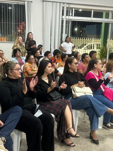 Noite especial marca homenagem às empregadas domésticas em Guaçuí Noite especial marca homenagem às empregadas domésticas em Guaçuí